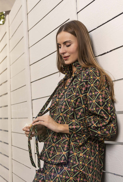 Flawless and Company Ruffle Collar Cotton Poplin Top