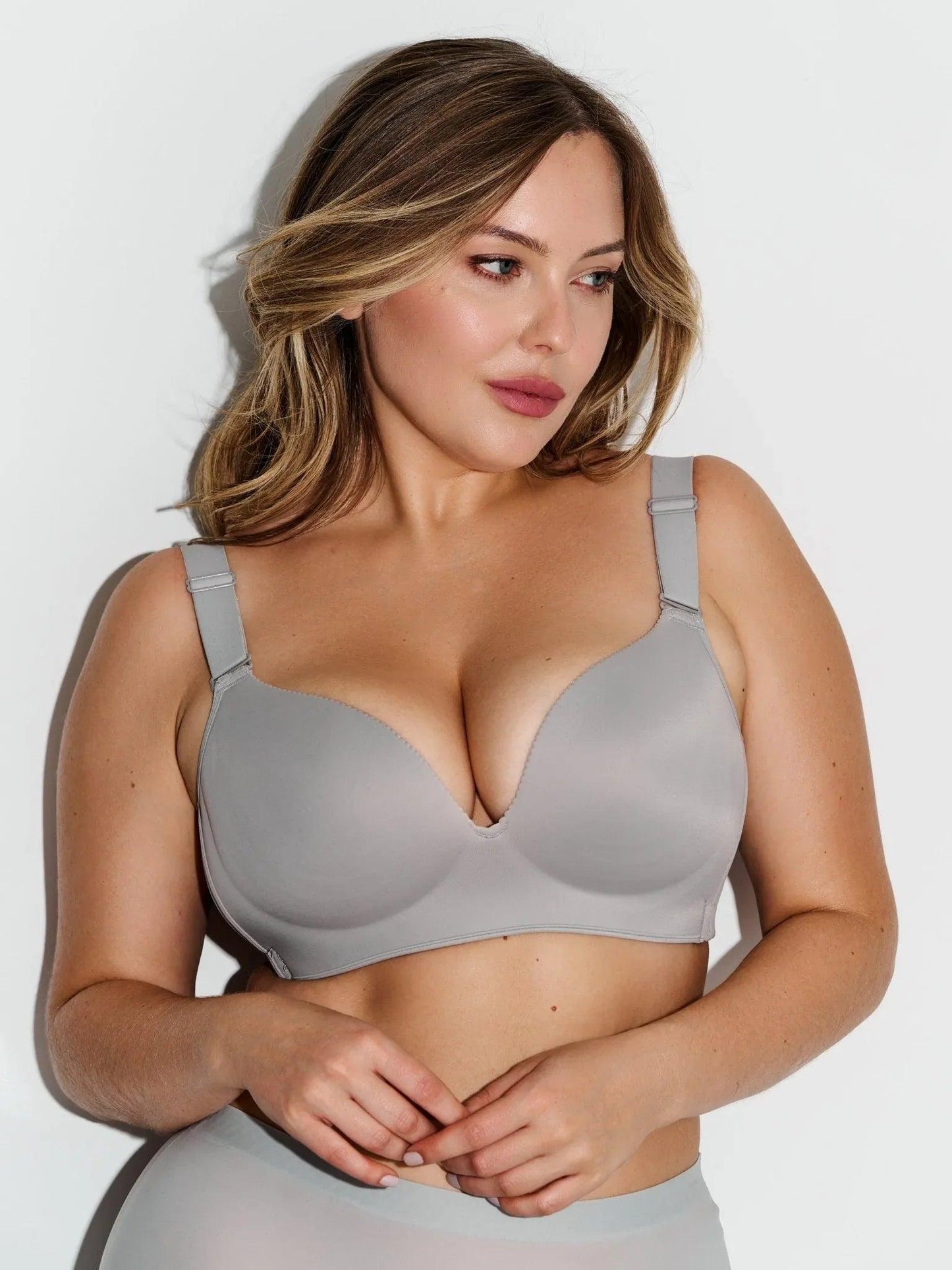 Flawless and Company Wireless Lift Bra — Dove